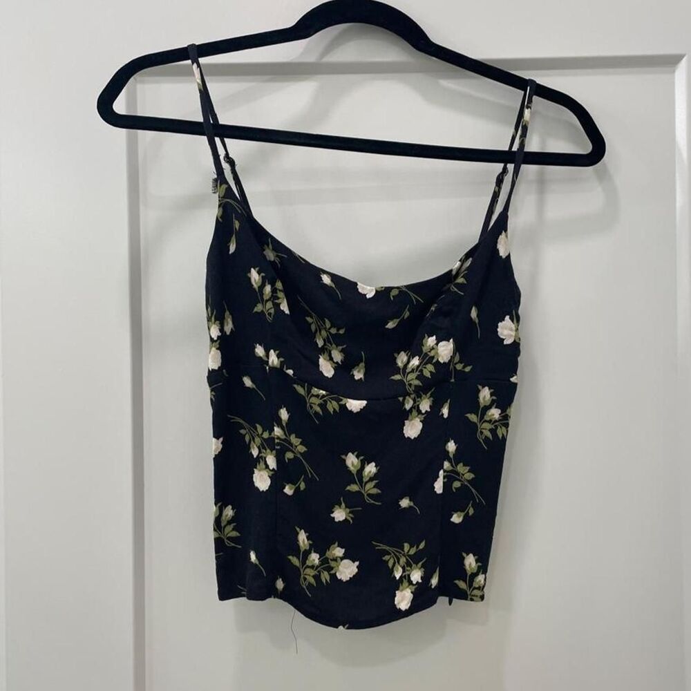 Reformation Women's Black and Navy Vest